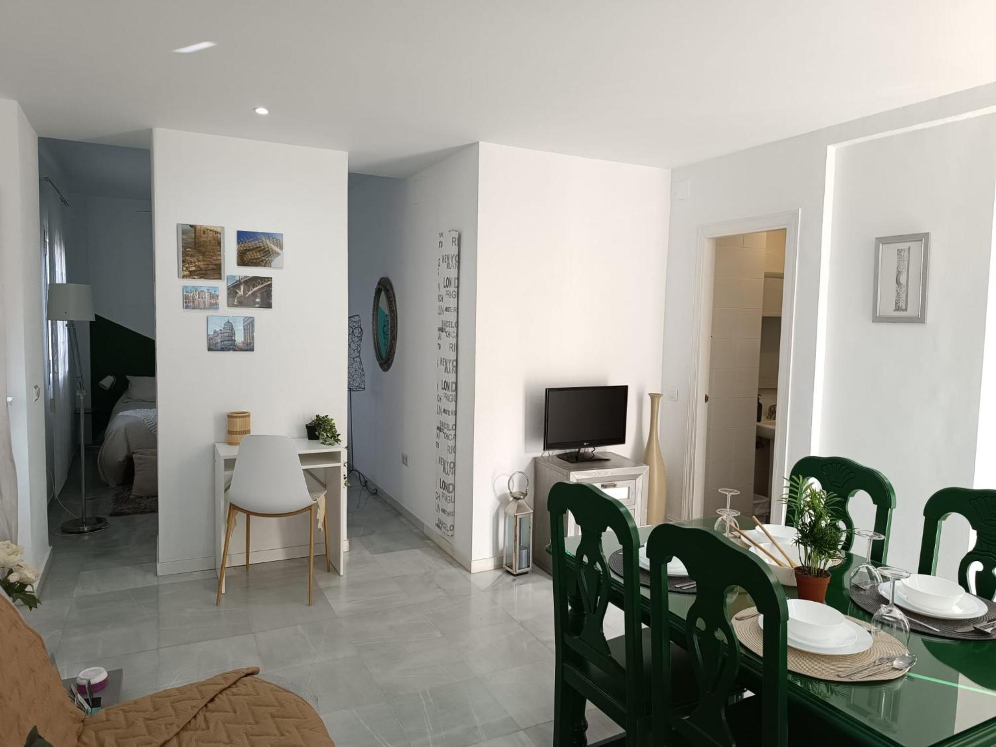 Nao Victoria Apartment Gelves Bagian luar foto